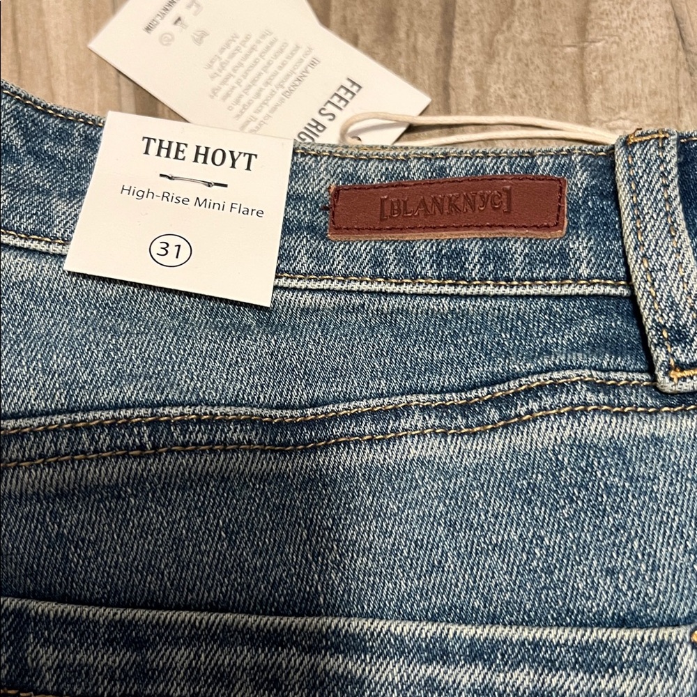 Blank NYC NWT high rise mini flare jeans size 25 - Picture 8 of 9